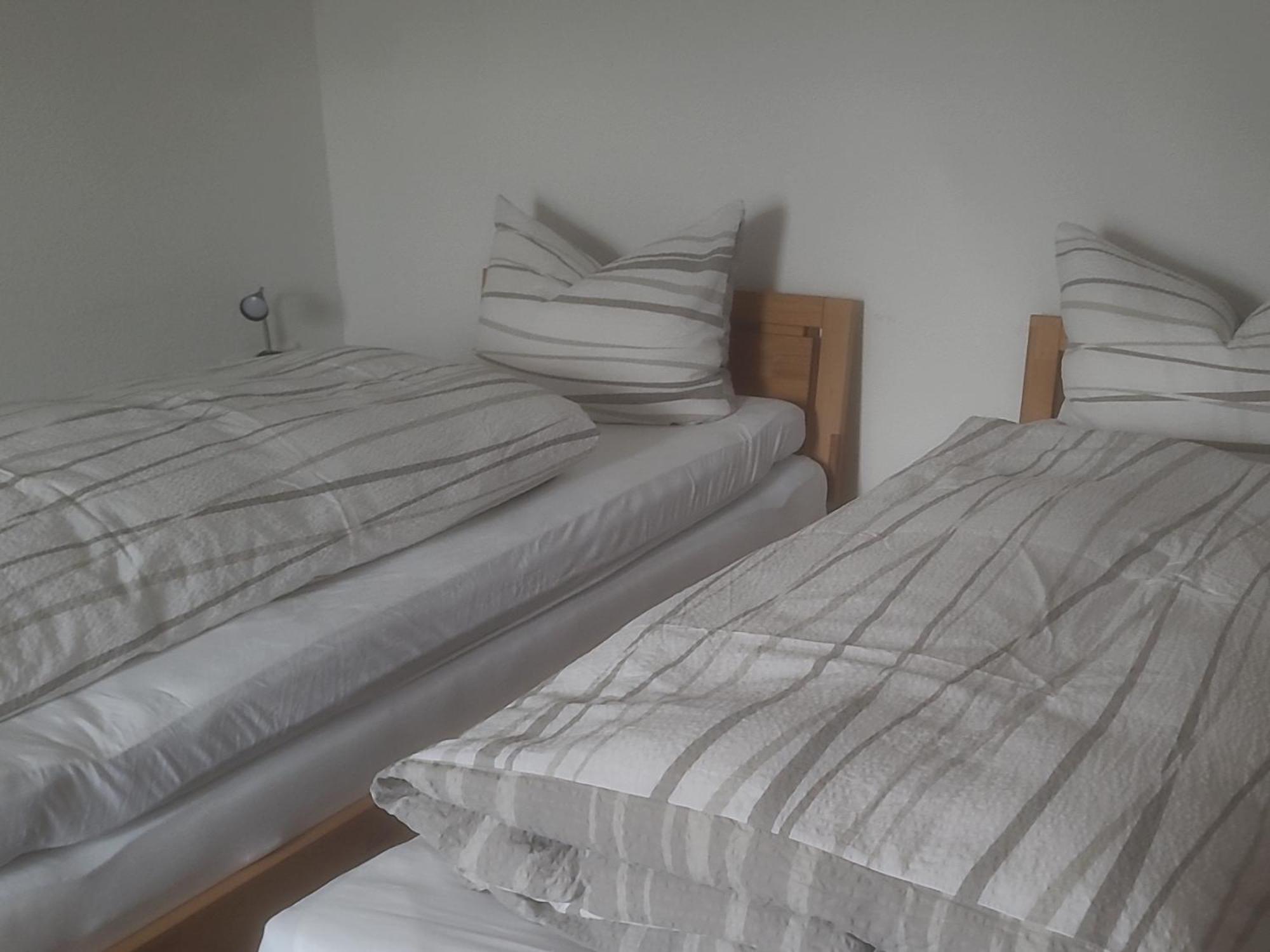 I24Rooms - Gaestezimmer Mit Eigenem Garten Legau ภายนอก รูปภาพ
